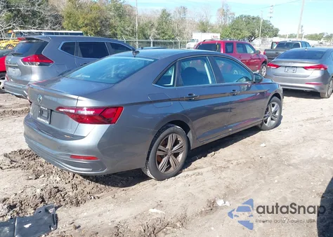 2024 Volkswagen Jetta 1.5T Se z USA, uszkodzony, nr VIN 3VW7M7BU7RM046699